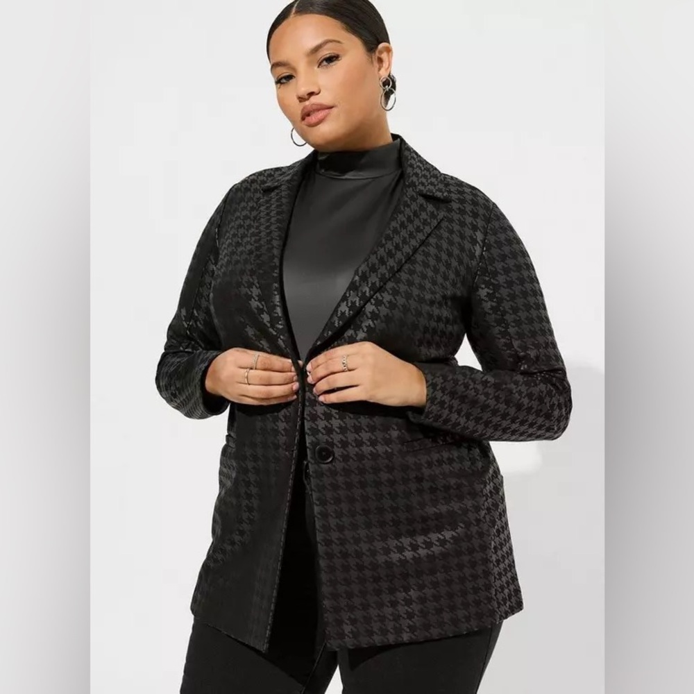 Studio Luxe Ponte Relaxed Blazer